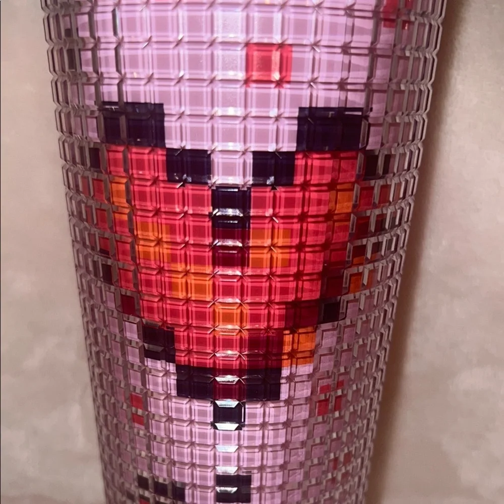 Starbucks 2025 Pixel Grid Heart Cold Cup Venti 24oz Pink Red NWT